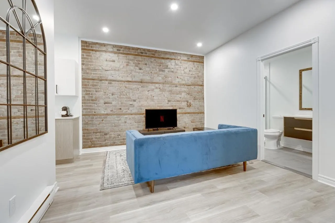Stylish & Cozy Modern Apartment Montreal