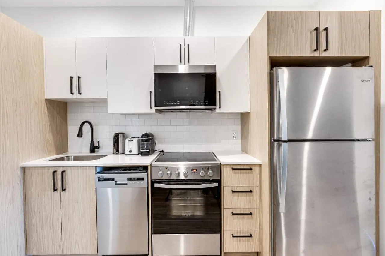 Stylish & Cozy Modern Apartment Montreal 0*,  Canada